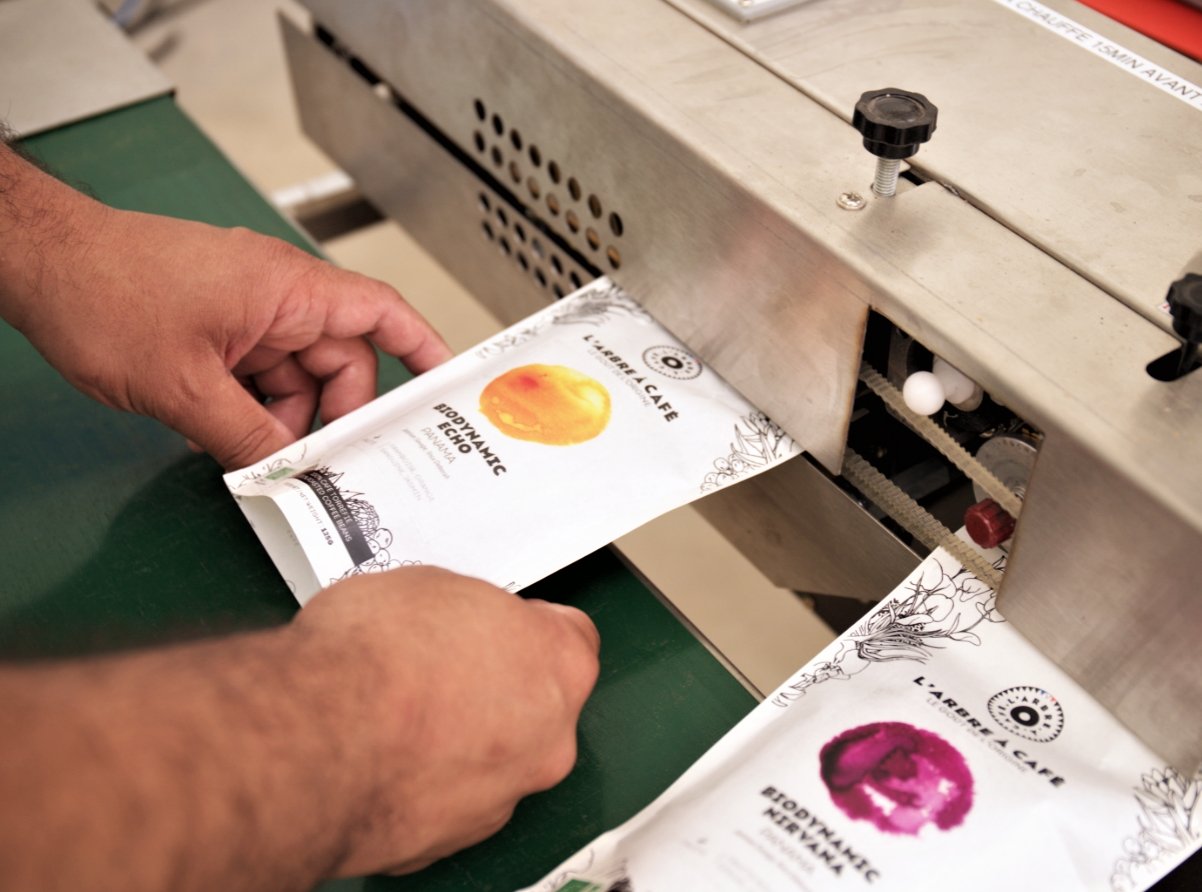 Offre d'emploi : Préparateur(trice) de commandes & assistant(e) logistique - L'Arbre à Café